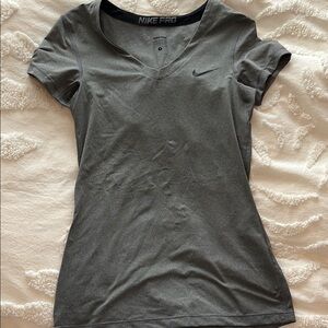 Nike Pro Women's Gray Tee